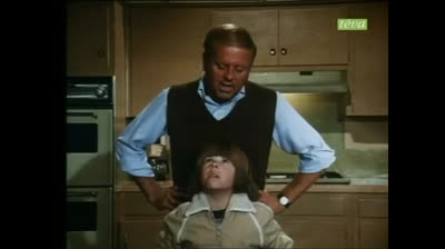 Huit ça suffit (1977) French S5E21 Enfin !